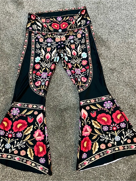 Yoga Democracy Pants - Yoga Democracy Sz XL Black Floral Bell-Bottom Leggings Fold-Over Waist Women’s